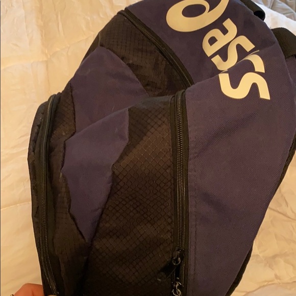 ASICS invitational track backpack - Picture 2 of 2